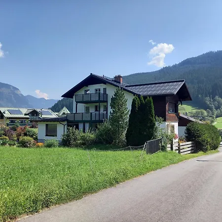 アパート Gaestehaus Sieglinde ゴーザウ