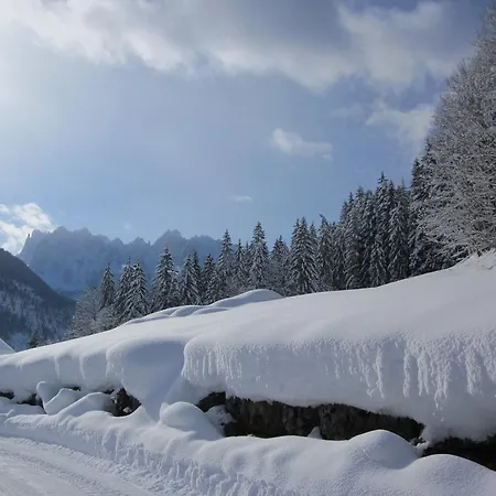 Gaestehaus Sieglinde アパート *